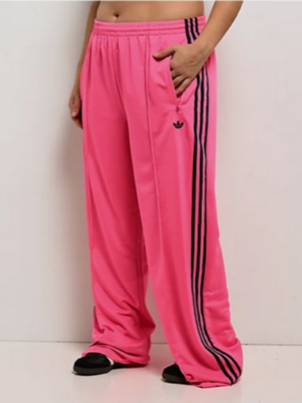Adidas Adicolor womens Firebird Track pants Wide Leg Size M L Lucid Pink JY2695